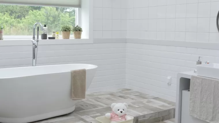 Mobiliers de salle de bain moderne à Furiani, Furiani, LA GALLERYA